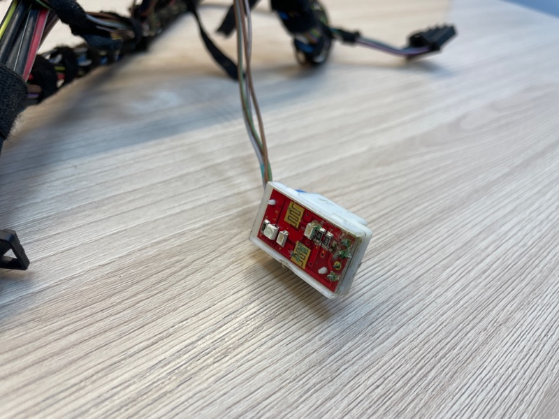 Проводка двери