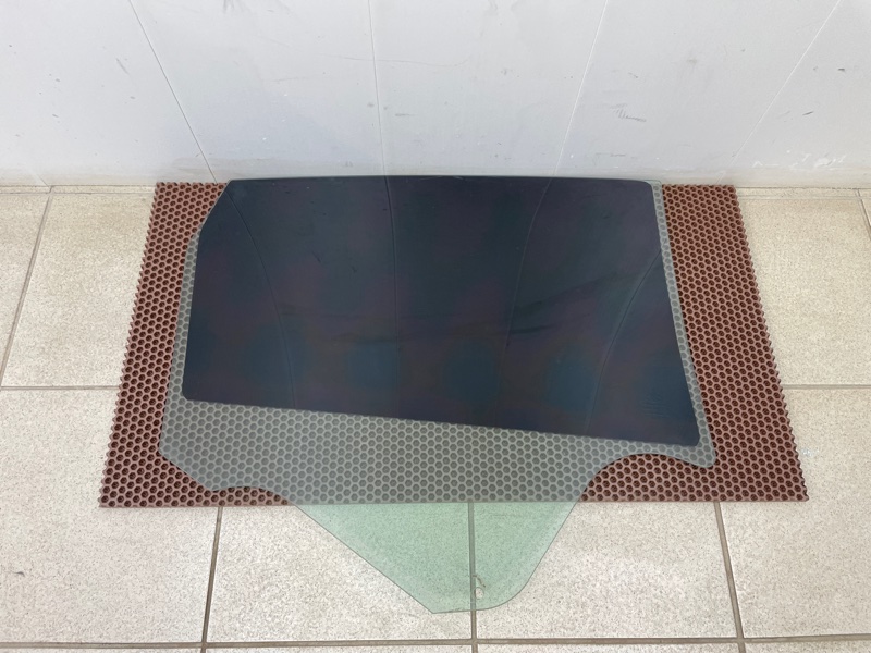 Стекло двери