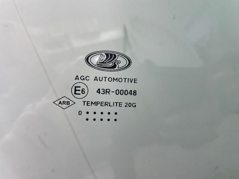 Стекло двери