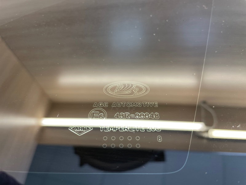 Форточка кузова