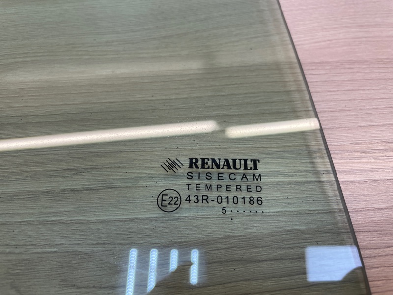 Форточка двери