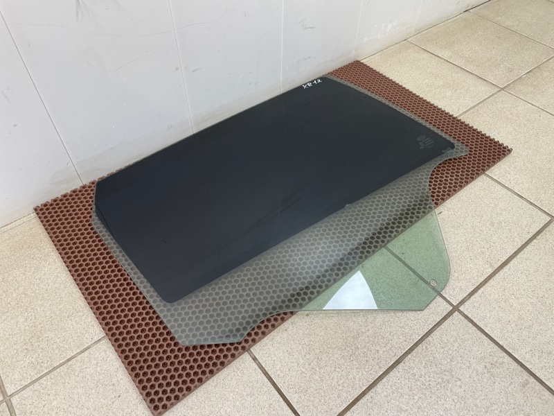 Стекло двери