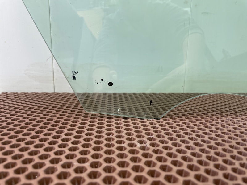 Стекло двери