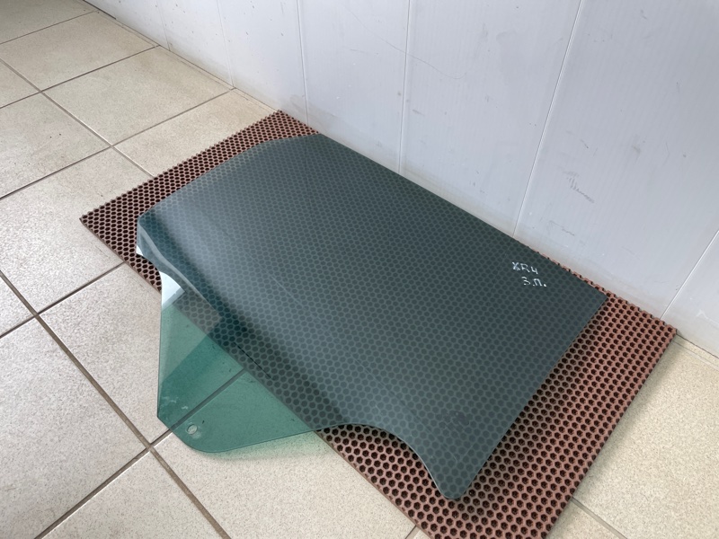 Стекло двери