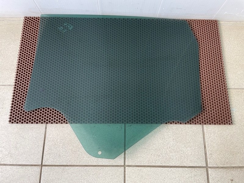 Стекло двери