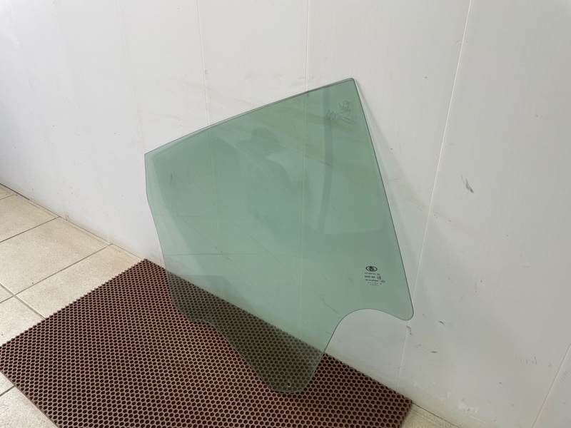 Стекло двери