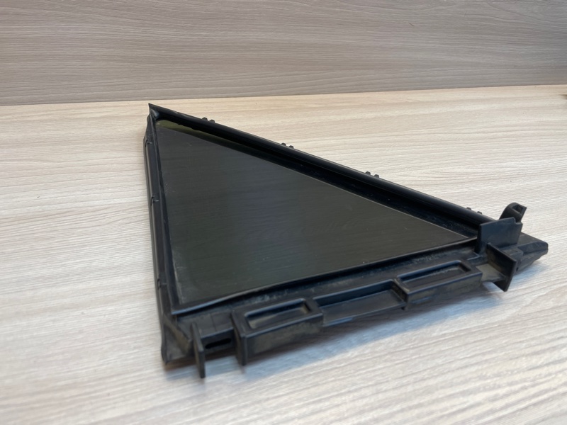 Форточка двери