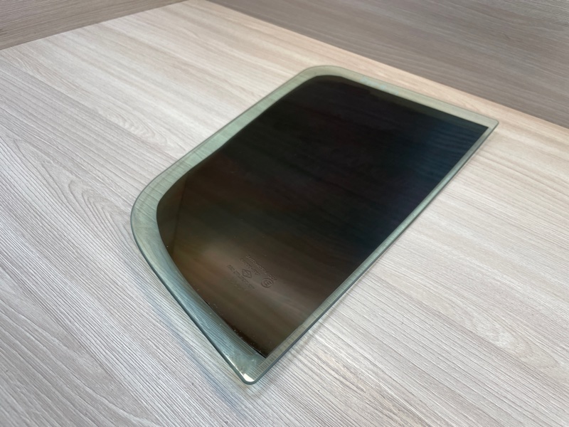 Форточка двери