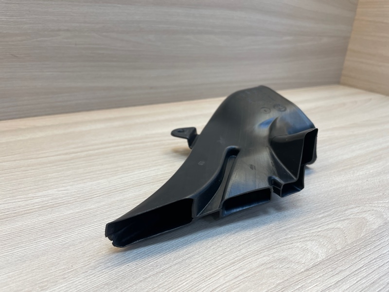 Воздуховод салона