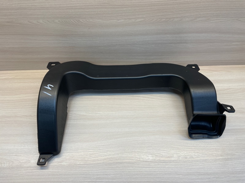 Воздуховод салона