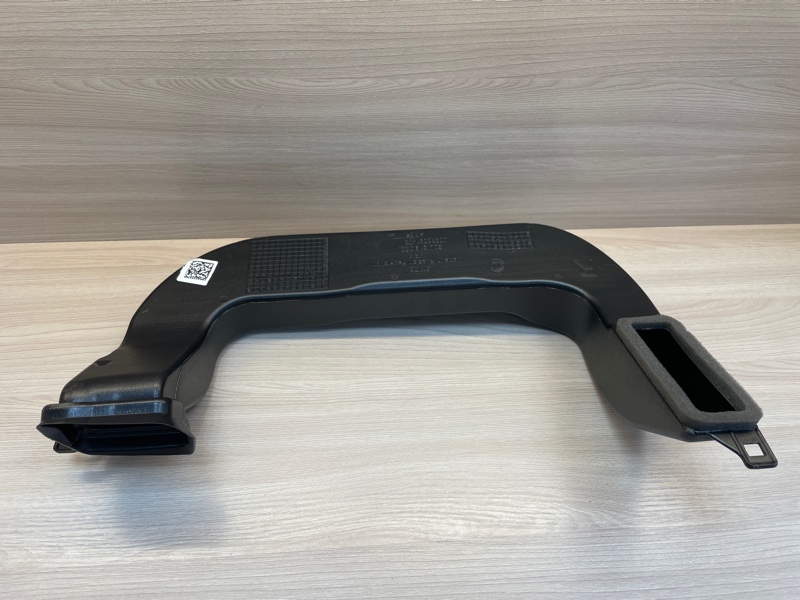 Воздуховод салона