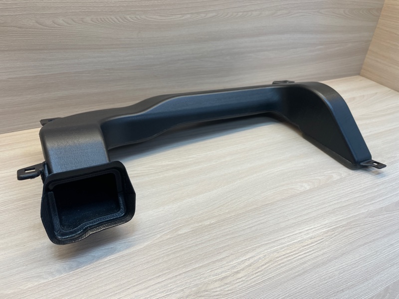 Воздуховод салона