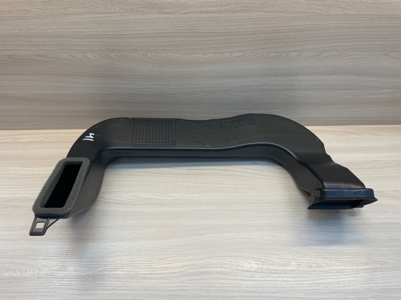 Воздуховод салона