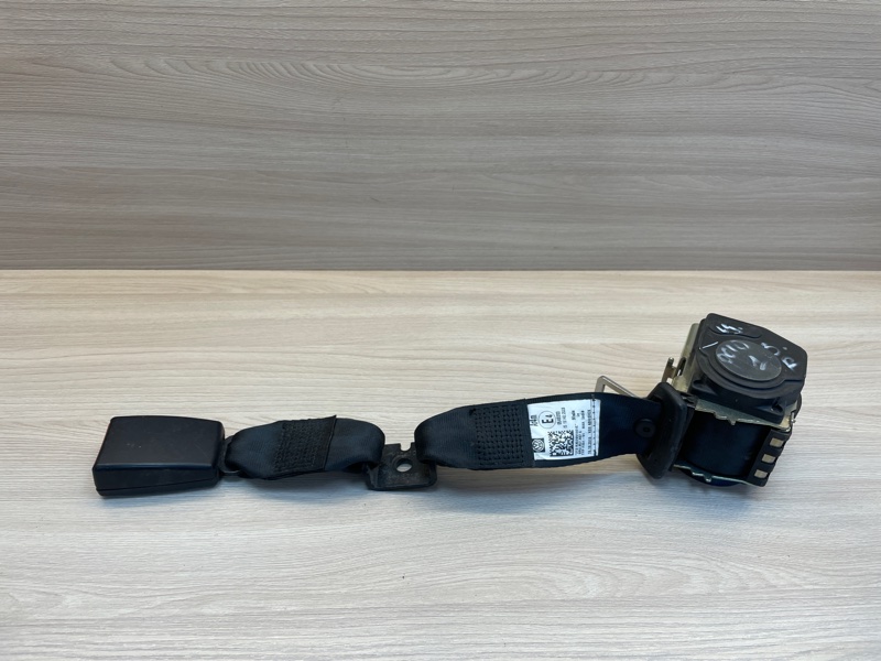 Ремень безопасности