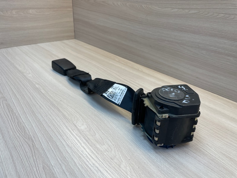 Ремень безопасности