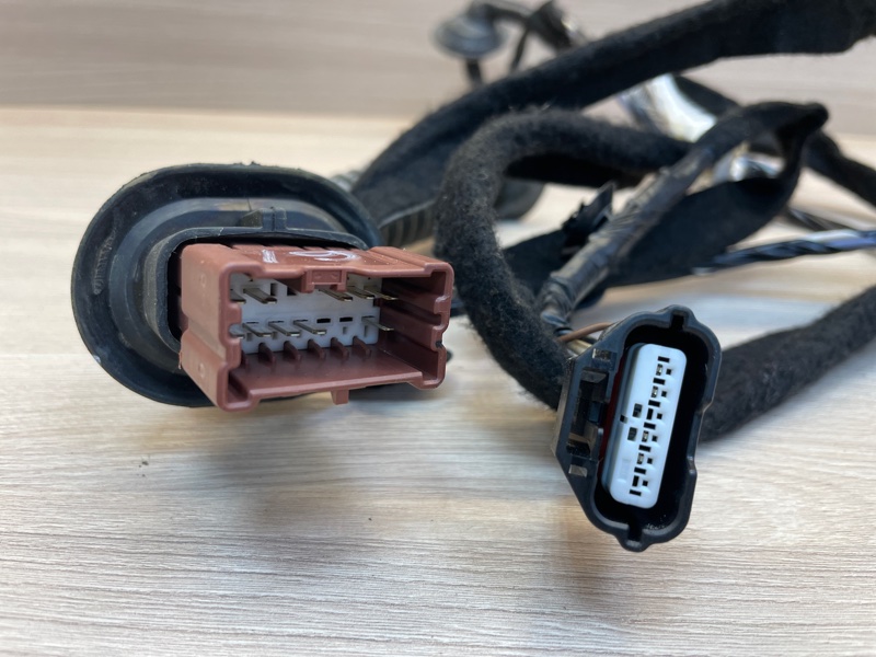 Проводка двери