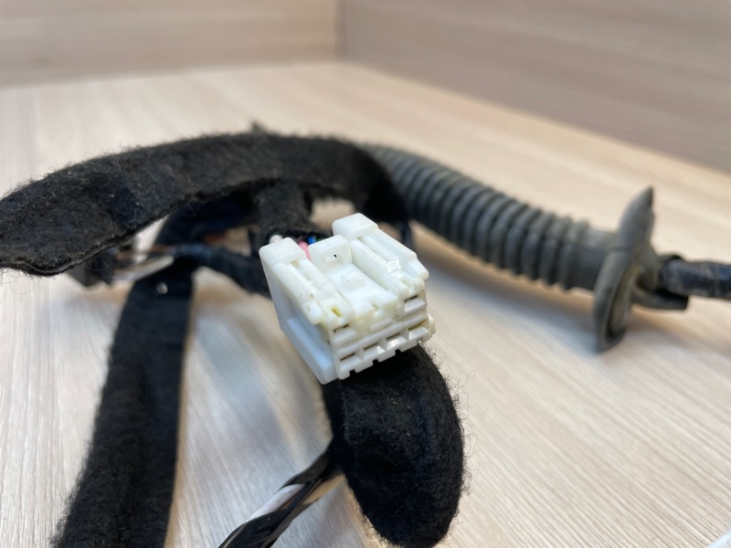 Проводка двери