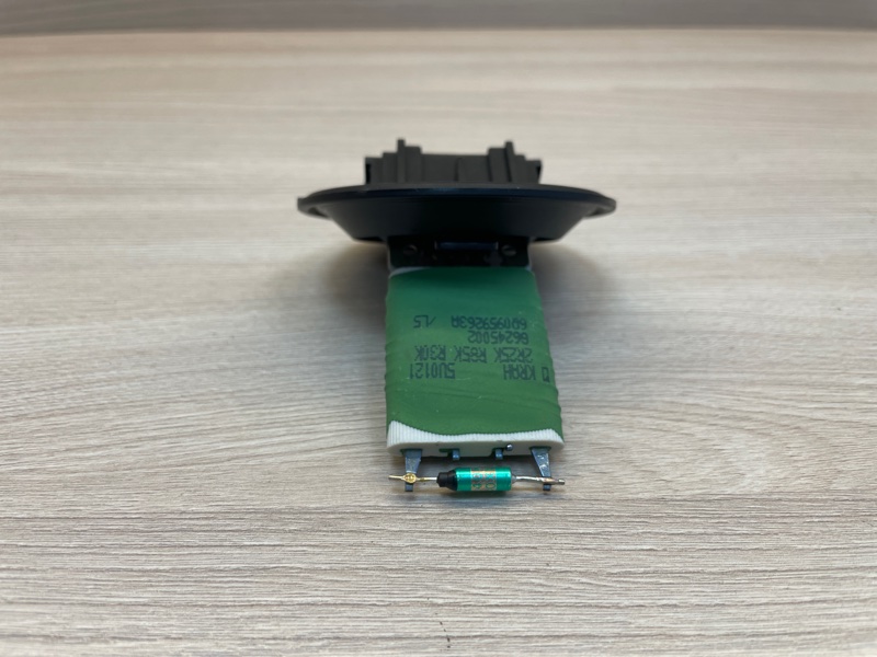 Резистор отопителя