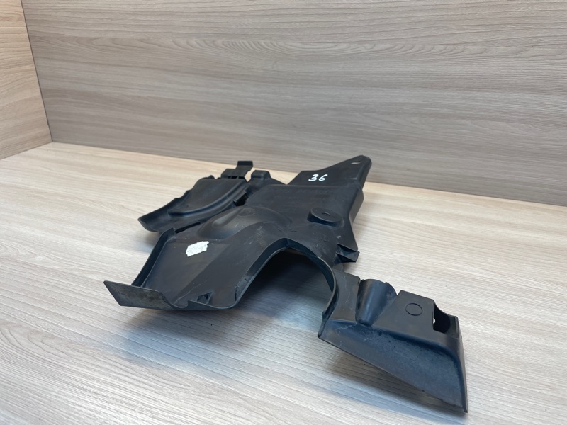 Пыльник двигателя