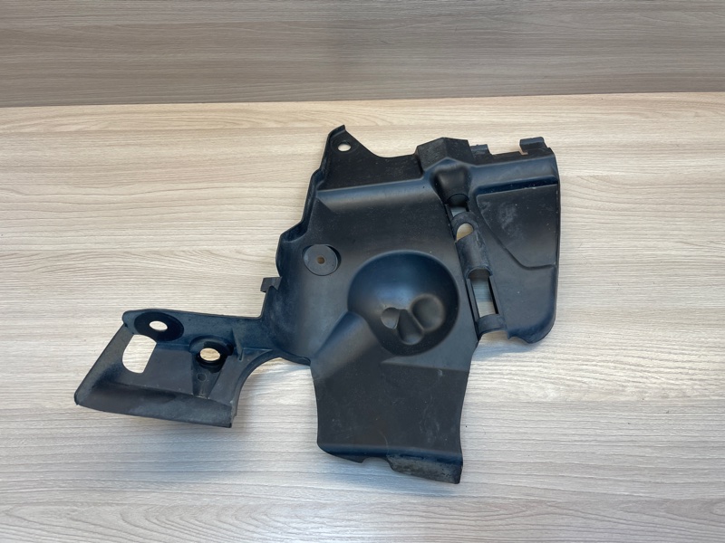 Пыльник двигателя