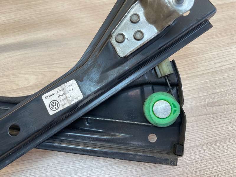 Трапеция стеклоподъемника