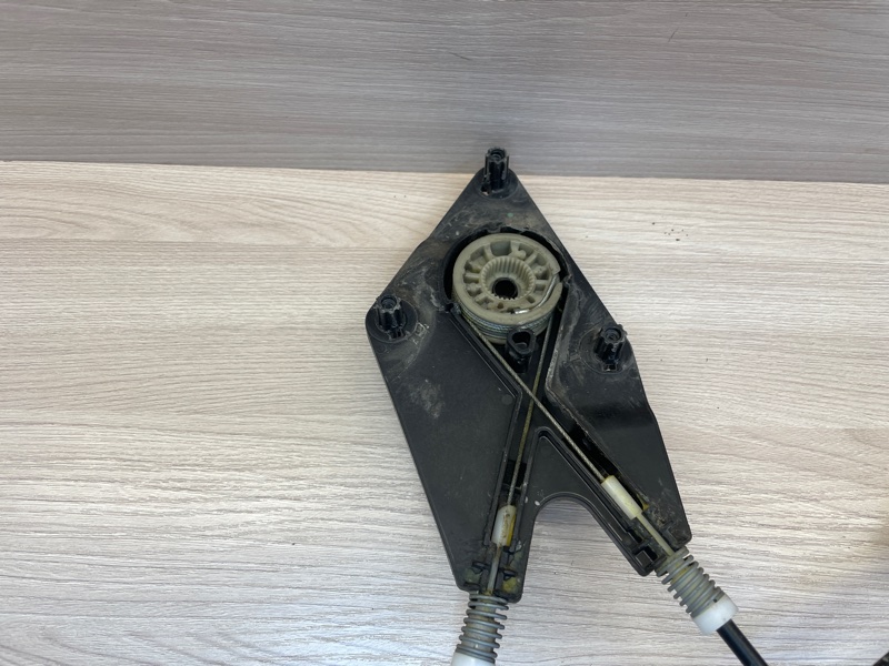 Трапеция     стеклоподъемника