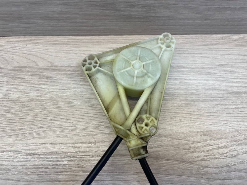 Трапеция     стеклоподъемника