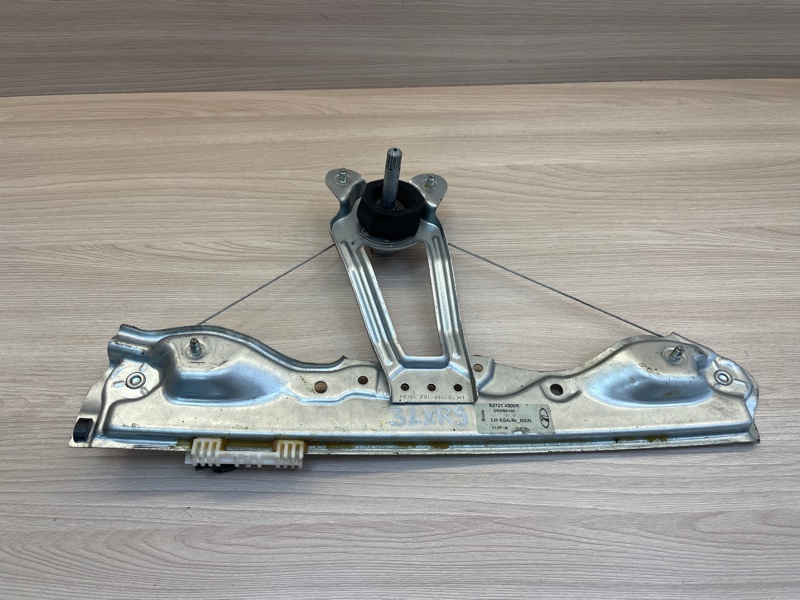 Стеклоподъемник    двери