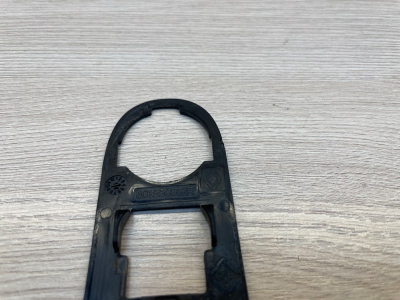 Прокладка ручки двери