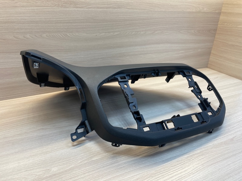 Верхняя накладка торпедо