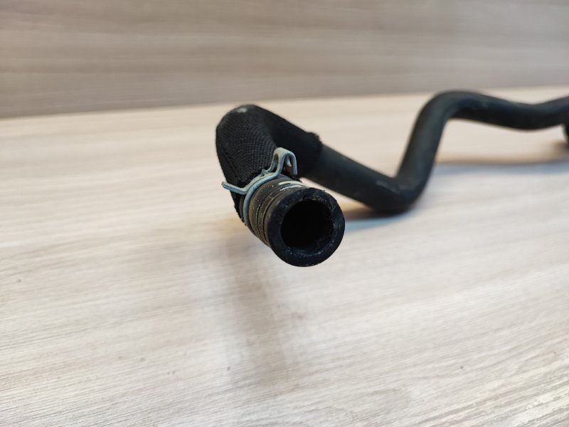 Патрубок радиатора