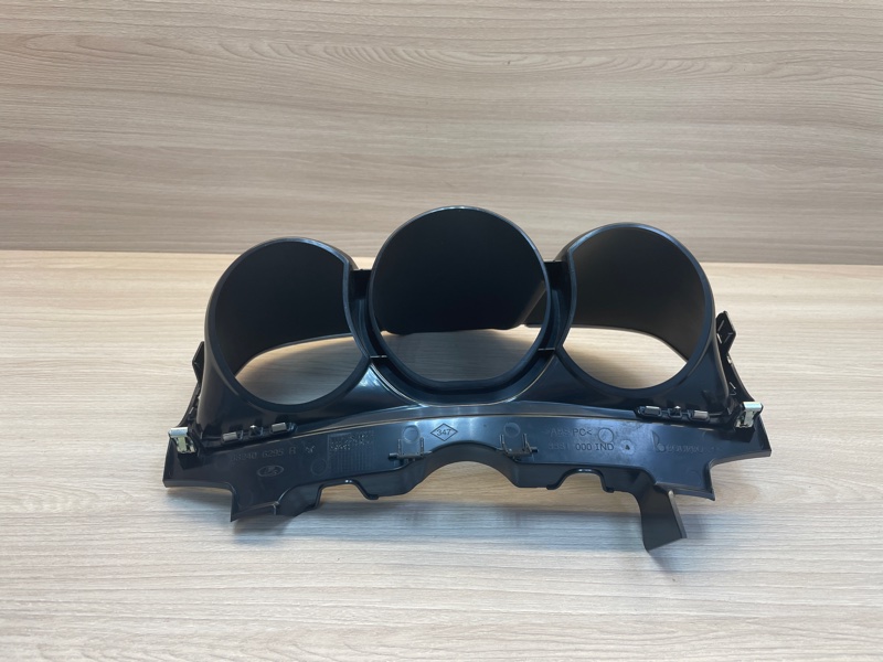 Козырек щитка приборов