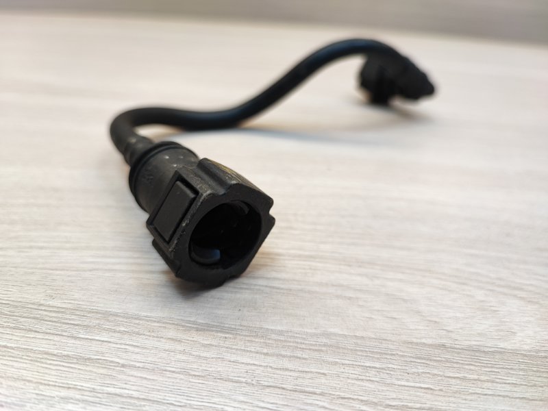 Топливная трубка