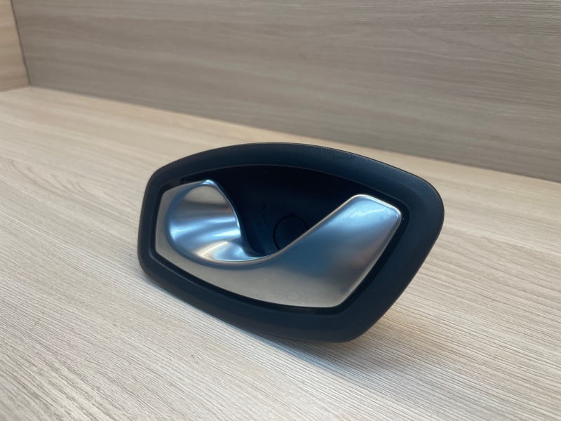 Внутренняя ручка     двери