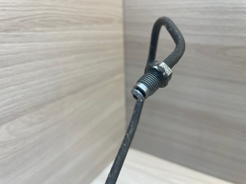 Трубка тормозная