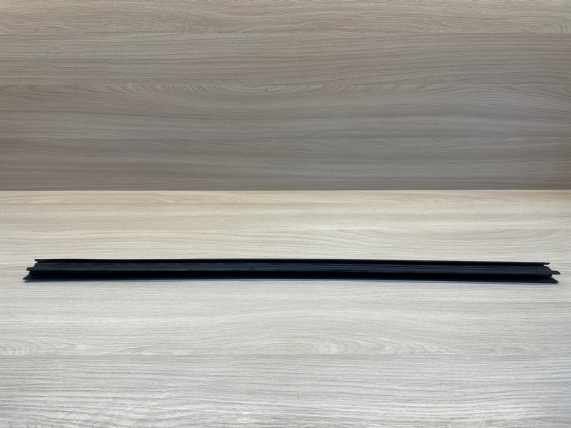 Уплотнитель стекла двери внутренний