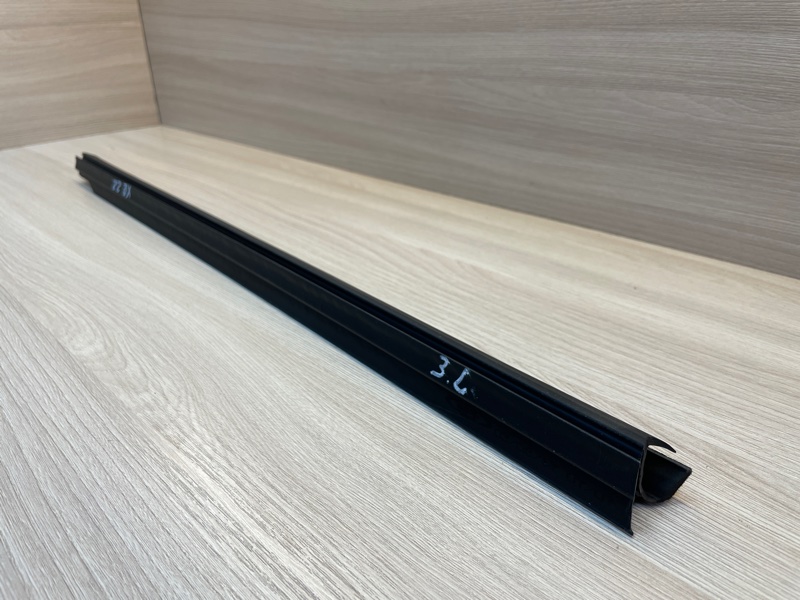 Уплотнитель стекла двери внутренний