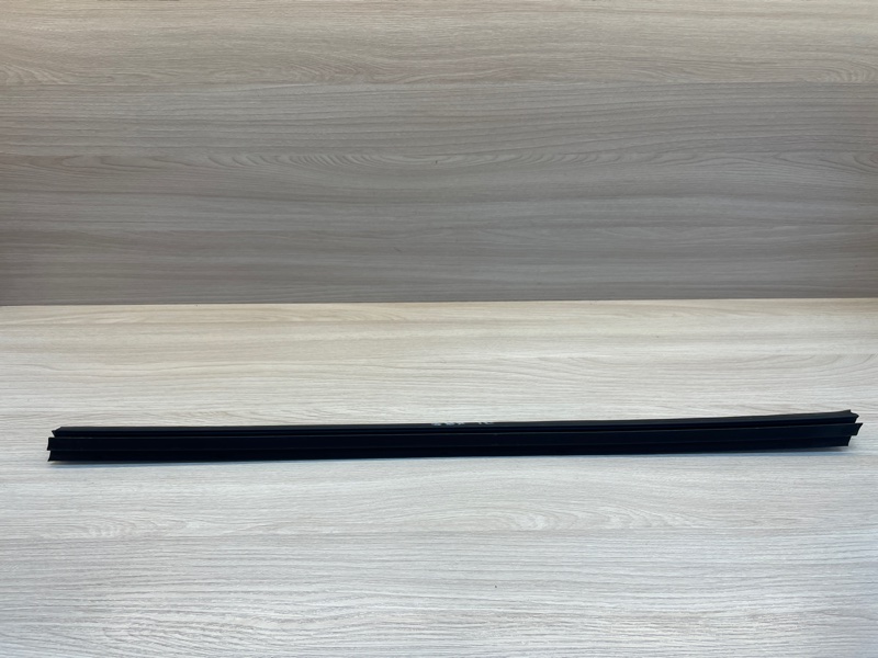 Уплотнитель стекла двери внутренний