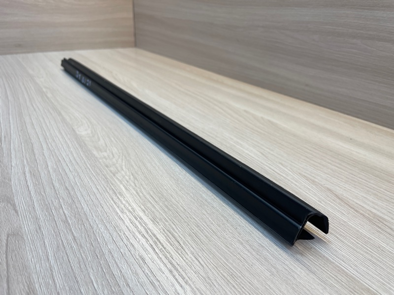 Уплотнитель стекла двери внутренний