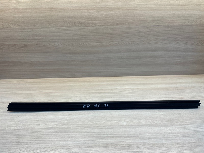 Уплотнитель стекла двери внутренний