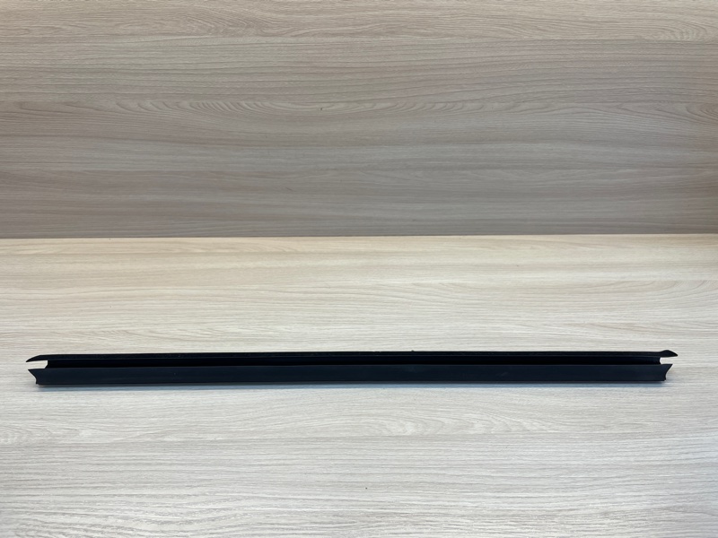 Уплотнитель стекла двери внутренний