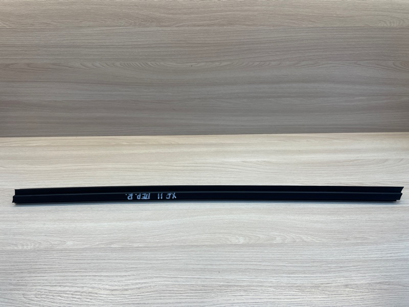 Уплотнитель стекла двери внутренний