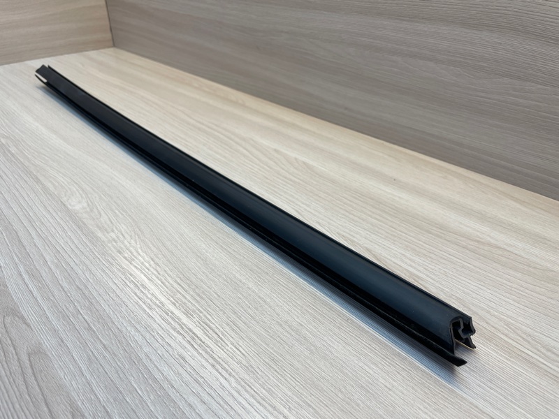 Уплотнитель стекла двери внутренний