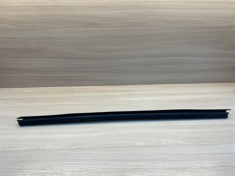 Уплотнитель стекла двери внутренний