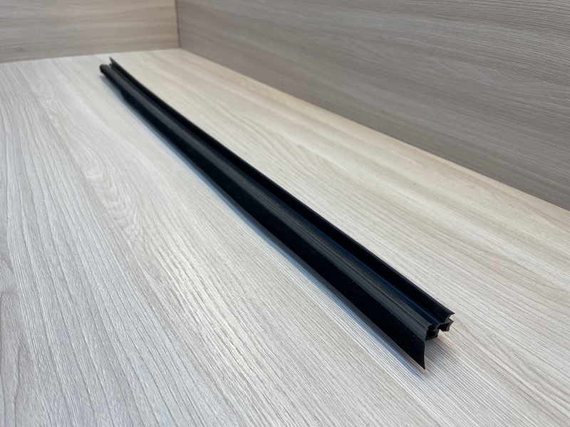 Уплотнитель стекла двери внутренний