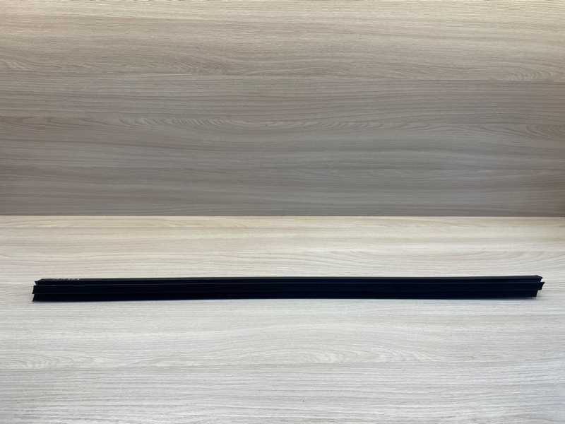 Уплотнитель стекла двери внутренний