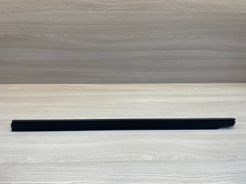 Уплотнитель стекла двери внутренний