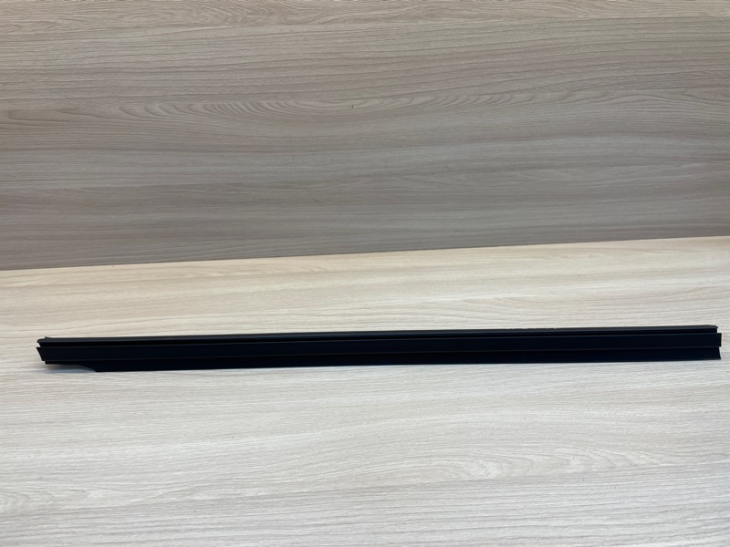 Уплотнитель стекла двери внутренний