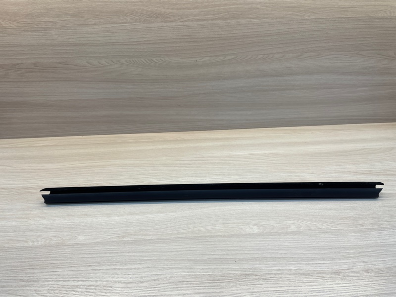 Уплотнитель стекла двери внутренний