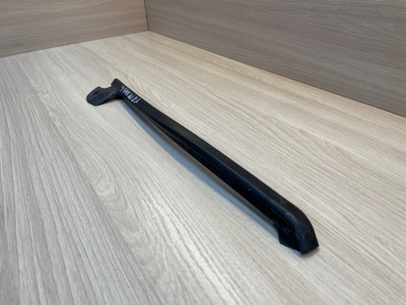 Уплотнитель      двери